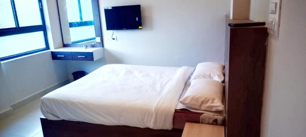 The Green Pride Resort 耶拉吉里 外观 照片